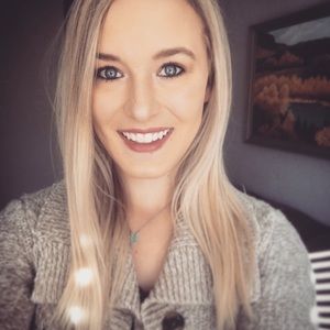 Meet your Posher, Shelby
